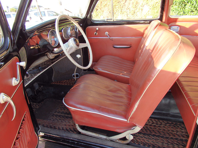 ��⃏�[�Q���r�[�g�� 1957�N�� TYPE-1 OVAL