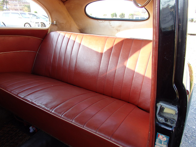 ��⃏�[�Q���r�[�g�� 1957�N�� TYPE-1 OVAL