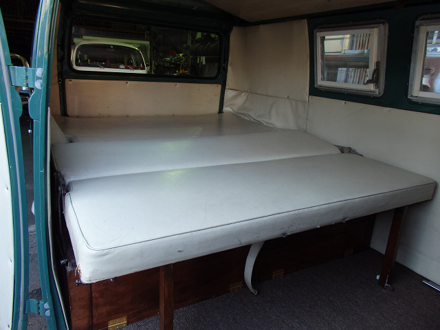 ��⃏�[�Q���o�X 1966�N�� TYPE-2 KOMBI